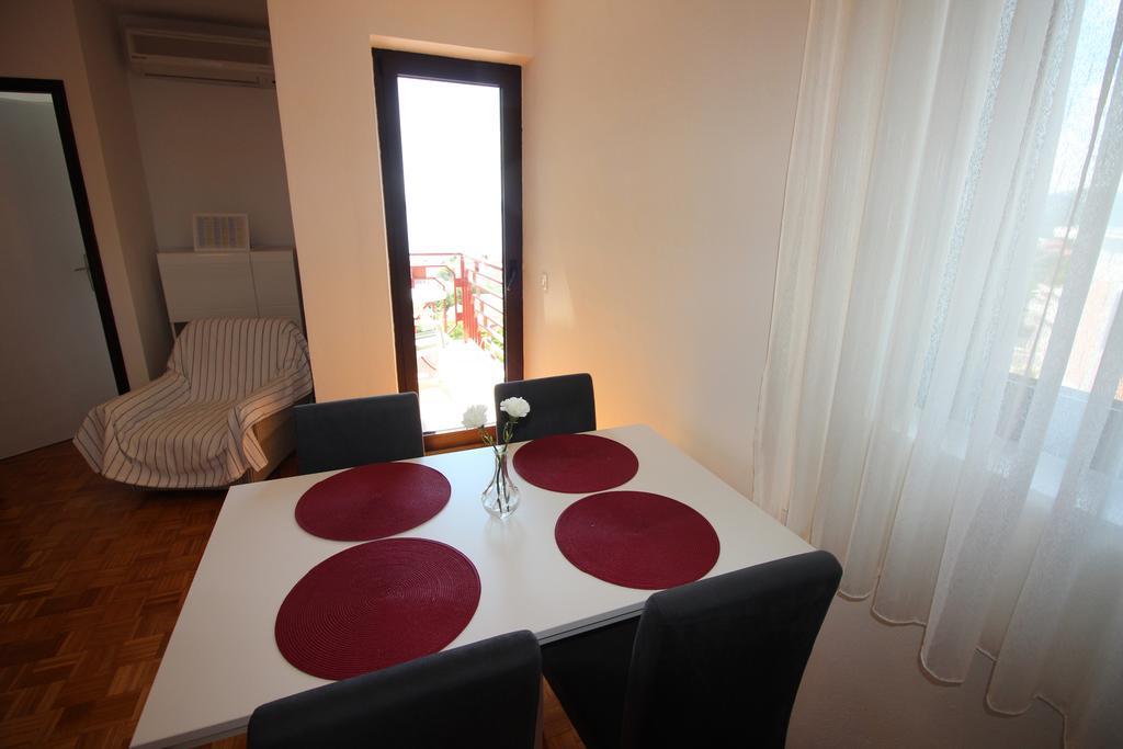 Apartments Nikola Novi Vinodolski Zewnętrze zdjęcie